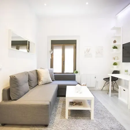 1 Bedroom 1 Bathroom- Mintystay - Plaza De San Idelfonso Madrid Exterior photo